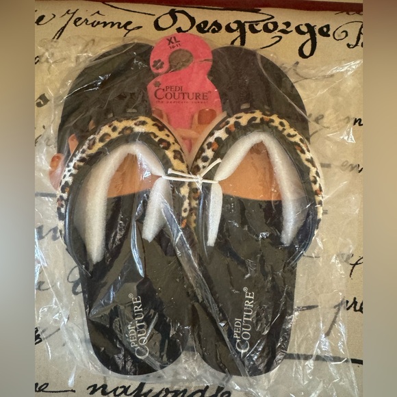 Pedi Couture Leopard Print Pedicure Flip Flops Sandals Size XL (10-11) NWT - Picture 3 of 4